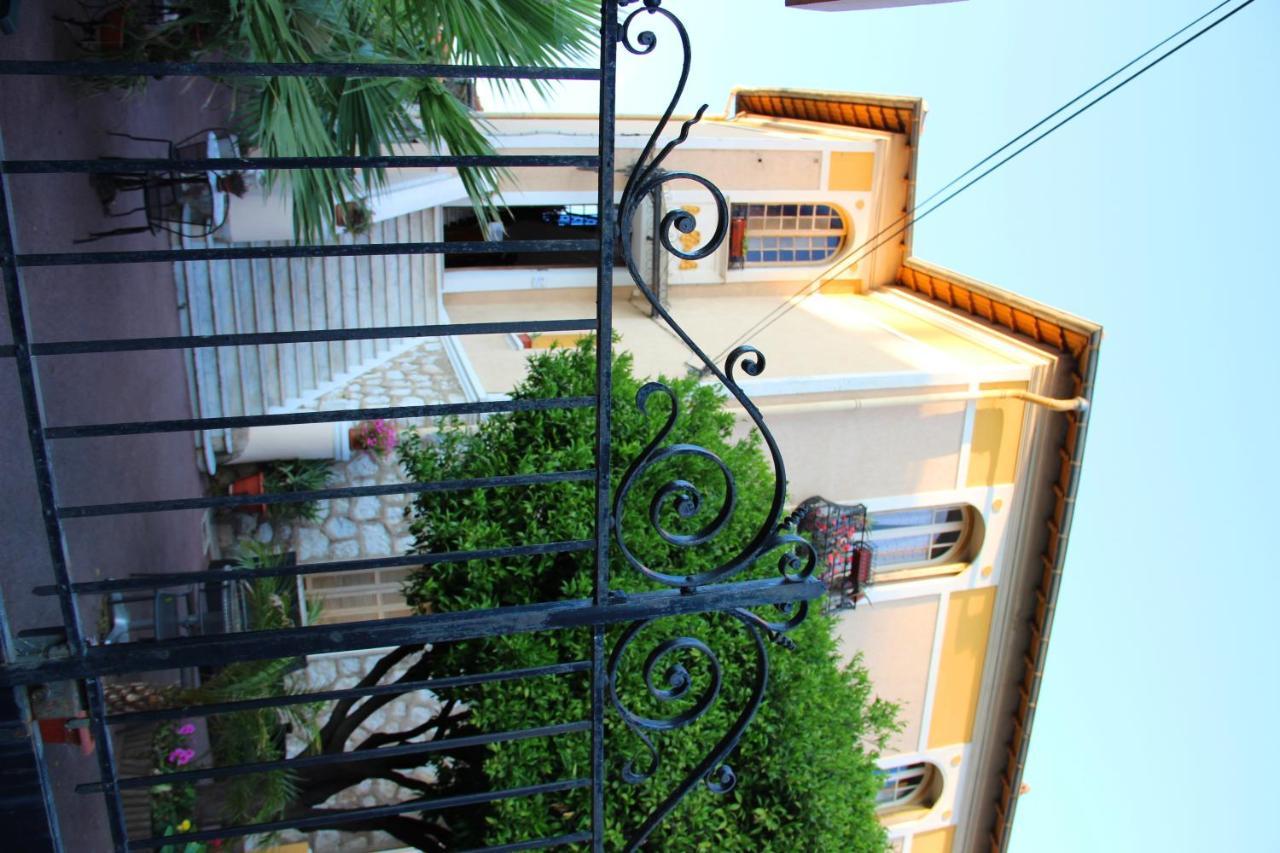 Villa Mon Reve Apartements Nice Buitenkant foto